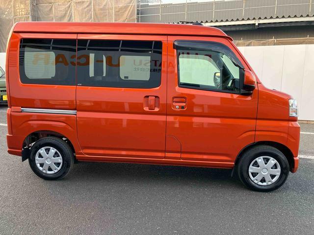 ハイゼットカーゴ クルーズ　走行距離無制限１２ヶ月保証付き　ＵＳＢ　車線逸脱　ブルートゥース　衝突軽減システム　ハイビームアシスト　両側スライド　Ｂカメ　アイドリングＳＴＯＰ　ＥＳＣ　オートライト　ＡＢＳ　盗難防止システム　禁煙（10枚目）