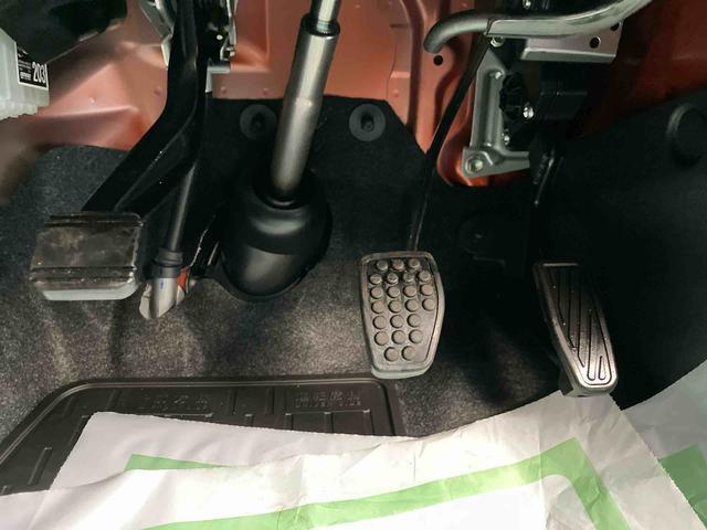 ハイゼットカーゴ クルーズ　走行距離無制限１２ヶ月保証付き　ＵＳＢ　車線逸脱　ブルートゥース　衝突軽減システム　ハイビームアシスト　両側スライド　Ｂカメ　アイドリングＳＴＯＰ　ＥＳＣ　オートライト　ＡＢＳ　盗難防止システム　禁煙（32枚目）