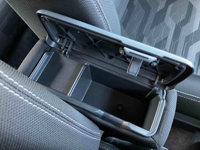 タフト Ｇターボ　クロムベンチャー　走行距離無制限１２ヶ月保証付き　ナビ付き　アイドリングストップ機能　アルミ　アダプティブクルーズ　衝突安全ボディ　キーフリー　シートヒータ付き　禁煙車　ターボ　バックモニター　オートマチックハイビーム（34枚目）