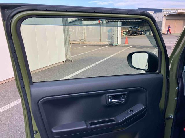 タフト Ｇターボ　クロムベンチャー　走行距離無制限１２ヶ月保証付き　ナビ付き　アイドリングストップ機能　アルミ　アダプティブクルーズ　衝突安全ボディ　キーフリー　シートヒータ付き　禁煙車　ターボ　バックモニター　オートマチックハイビーム（40枚目）