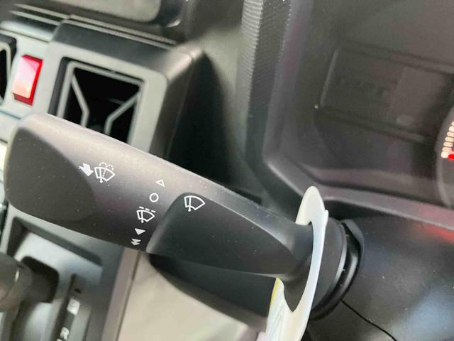 タフト Ｘ　ワンオーナー　走行距離無制限１２ヶ月保証付き　ハイビームアシスト　安全ボディ　キーフリー　記録簿　レーンキープ　ＬＥＤヘッドライト　ガラスルーフ　スマートキ－　オートライト　ワンオーナー　アイドリング　セキュリティ（19枚目）