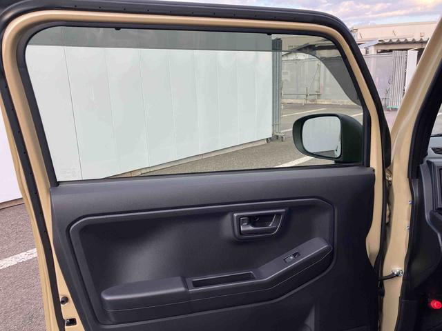 タフト Ｘ　ワンオーナー　走行距離無制限１２ヶ月保証付き　ハイビームアシスト　安全ボディ　キーフリー　記録簿　レーンキープ　ＬＥＤヘッドライト　ガラスルーフ　スマートキ－　オートライト　ワンオーナー　アイドリング　セキュリティ（29枚目）