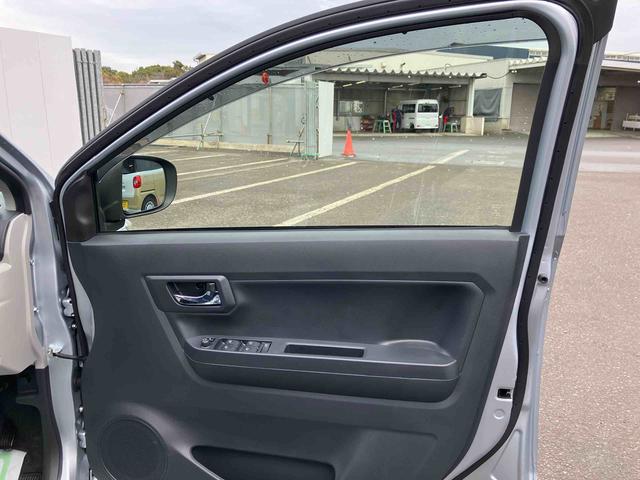 ミライース Ｘ　ＳＡＩＩＩ　走行距離無制限１２ヶ月保証付き　盗難防止アラーム　衝突回避支援ブレーキ機能　レーンキープアシスト　運転席助手席エアバック　Ｂカメ　横滑防止　点検記録簿付　１オーナー　ＬＥＤライト　オートハイビーム（27枚目）