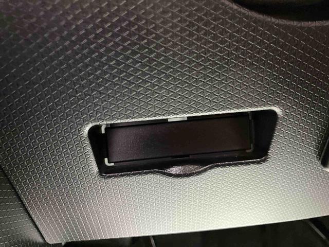 タント Ｘ　走行距離無制限１２ヶ月保証付き　アイストップ　ＤＶＤ再生機能　ＬＫＡ　Ｂｌｕｅｔｏｏｔｈ対応　シートヒータ　セキュリティ　禁煙　ナビ　スマキー　点検記録簿　ＵＳＢ接続　オートＬＥＤ　ＡＵＸ接続　ＬＥＤ（30枚目）