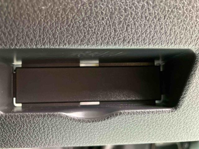 �Ԃ̃v�����������I�ׂ����`���b�N�������e�𔭍s�������̂��ԗ���ԏؖ����ł��B