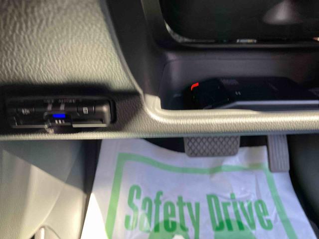 Ｎ－ＯＮＥ ＲＳ　走行距離無制限１２ヶ月保証付き　アダプティブクルーズＣ　記録簿　禁煙　シートヒータ　ブルートゥース　横滑り防止機能　インテリキー　ＥＴＣ付き　Ｂカメ　アイドリングストップ機能　Ａライト　ＡＢＳ　アルミ（8枚目）