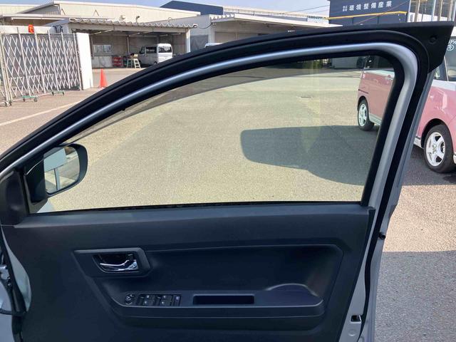 ミライース Ｘ　ＳＡＩＩＩ　ワンオーナー　走行距離無制限１２ヶ月保証付き　オートＬＥＤ　運転席エアバック　車線逸脱防止　キ－レス　イモビライザー　ワンオーナー車　アイドリングＳ　禁煙　ＶＳＣ　記録簿あり　バックカメラ付き　ＡＢＳ　オートライト（29枚目）