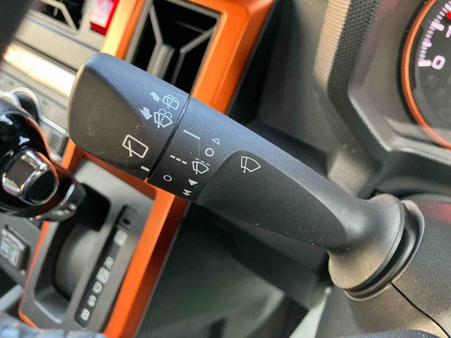 タフト Ｇターボ　外観も内観もかっこいいクルマ！ぜひご来店お待ちしております。　レーダークルーズＣ　車線逸脱防止　ＵＳＢ入力　Ｂｌｕｅｔｏｏｔｈ対応　禁煙　ＡＴハイビーム　Ｒカメラ　ＬＥＤランプ　Ａライト　キーフリー（24枚目）