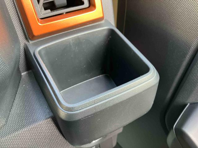 タフト Ｇターボ　外観も内観もかっこいいクルマ！ぜひご来店お待ちしております。　レーダークルーズＣ　車線逸脱防止　ＵＳＢ入力　Ｂｌｕｅｔｏｏｔｈ対応　禁煙　ＡＴハイビーム　Ｒカメラ　ＬＥＤランプ　Ａライト　キーフリー（27枚目）