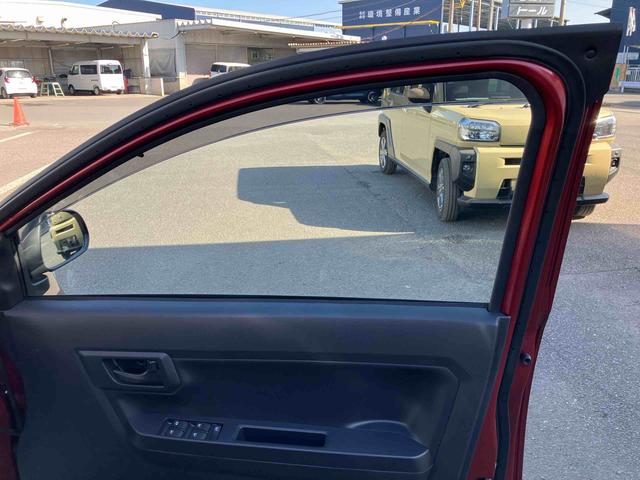 ミライース Ｌ　ＳＡＩＩＩ　ワンオーナー　走行距離無制限１２ヶ月保証付き　キーフリー　アイドリングストップ付き　デュアルエアバッグ　盗難防止機能　Ｂカメラ　１オーナ　整備記録簿　エアーバッグ　オートハイビーム　オートライト　ＡＢＳ（28枚目）