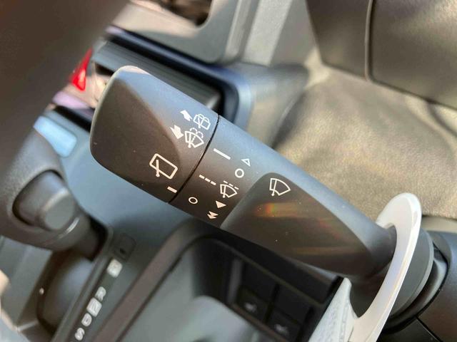 タント Ｘ　ワンオーナー　走行距離無制限１２ヶ月保証付き　アイストップ　ＬＫＡ　シートヒータ　セキュリティ　禁煙　スマキー　点検記録簿　オートＬＥＤ　１オーナー　衝突安全ボディ　ＬＥＤ　両側スライド片側電動　オートライト（23枚目）