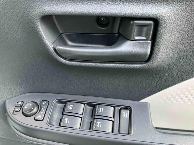 タント Ｘ　ワンオーナー　走行距離無制限１２ヶ月保証付き　アイストップ　ＬＫＡ　シートヒータ　セキュリティ　禁煙　スマキー　点検記録簿　オートＬＥＤ　１オーナー　衝突安全ボディ　ＬＥＤ　両側スライド片側電動　オートライト（33枚目）