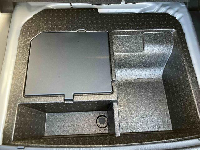 ���q�l�̃J�[���C�t�ɂ��������Ԃ𐔑�����葵���Ă���܂��B