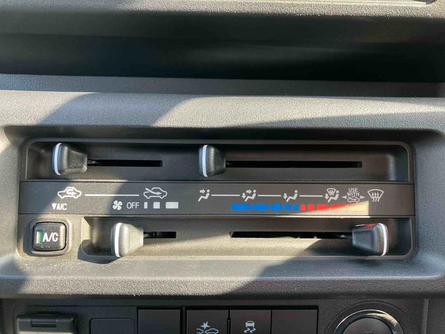 ハイゼットトラック ジャンボエクストラ　走行距離無制限１２ヶ月保証付き　ハイビームアシスト　禁煙　両席エアバック　ＡＵＴＯライト　記録簿付き　ＡＢＳ　アイドリングＳ　運転席エアバッグ　ＥＳＣ　セキュリティ　緊急ブレーキ　ＬＤＡ（16枚目）