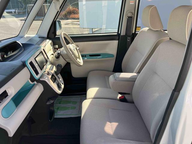 ムーヴキャンバス Ｇメイクアップリミテッド　ＳＡＩＩＩ　走行距離無制限１２ヶ月保証付き　Ａ－ＳＴＯＰ　前後誤発進抑制　禁煙　Ｂｌｕｅｔｏｏｔｈオーディオ　Ｂカメラ　車線逸脱警告　カーナビ　パノラミックビューモニター　メンテナンスノート　ＵＳＢ　Ｓキー（47枚目）