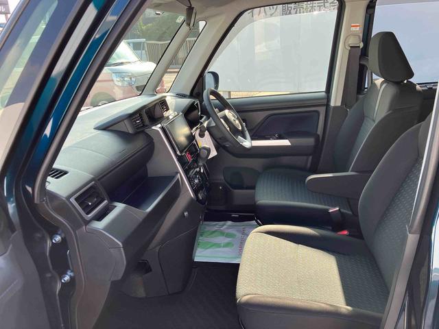 �X�^�b�t�́A�}�X�N���p�ɂĐڋq���΂����Ē����܂��B