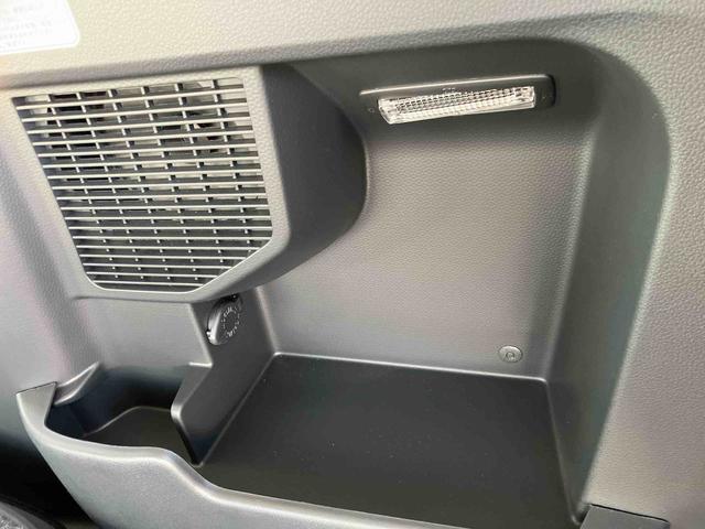 �O�ς̎ʐ^�͂������A�ԓ��̎ʐ^�i�R�U�O�x�摜�j���������������܂��B