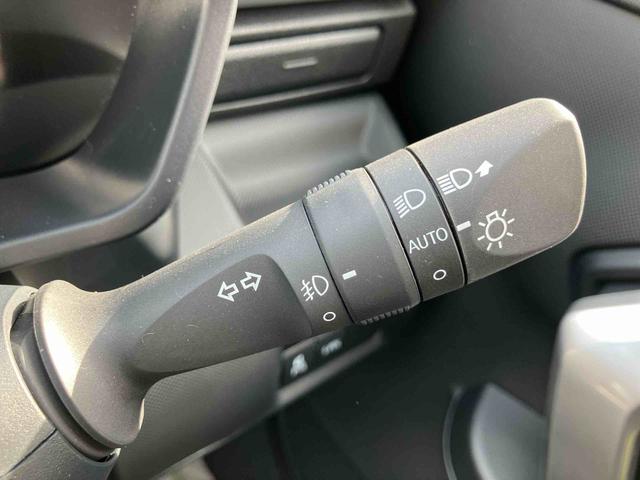 ロッキー プレミアムG HEV ワンオーナー 走行距離無制限12ヶ月保証付き レーダクルーズ Bluetooth対応 Aストップ セキュリティアラーム USB接続 LEDヘッドランプ 禁煙 キーフリーシステム オートハイビーム アルミホイール(25枚目)