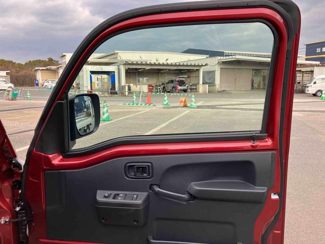 ハイゼットトラック ジャンボエクストラ　ワンオーナー　走行距離無制限１２ヶ月保証付き　イモビライザー　スマ－トキー　助手席エアバック　リモコンキー　記録簿付き　オートマチックハイビーム　スーパーデフロック　横滑り防止機能　パートタイム４ＷＤ　禁煙車（27枚目）