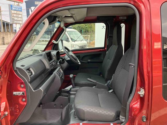 ハイゼットトラック ジャンボエクストラ　ワンオーナー　走行距離無制限１２ヶ月保証付き　イモビライザー　スマ－トキー　助手席エアバック　リモコンキー　記録簿付き　オートマチックハイビーム　スーパーデフロック　横滑り防止機能　パートタイム４ＷＤ　禁煙車（31枚目）