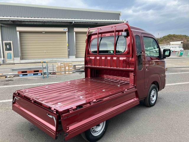 ハイゼットトラック ジャンボエクストラ　ワンオーナー　走行距離無制限１２ヶ月保証付き　イモビライザー　スマ－トキー　助手席エアバック　リモコンキー　記録簿付き　オートマチックハイビーム　スーパーデフロック　横滑り防止機能　パートタイム４ＷＤ　禁煙車（33枚目）