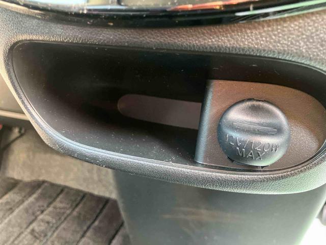 タント カスタムＸ　トップエディションＶＳ　ＳＡＩＩＩ　走行距離無制限１２ヶ月保証付き　レーンアシスト　ＵＳＢ接続　Ｂｌｕｅｔｏｏｔｈオーディオ　カーナビ　記録簿　シートヒータ　Ａライト　Ｂカメラ　横滑り防止　オートマチックハイビーム　禁煙車　スマートキー（17枚目）