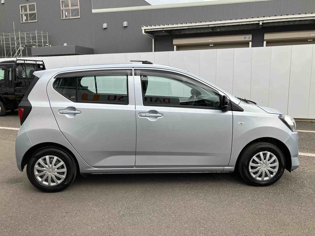 ミライース Ｌ　ＳＡＩＩＩ　ワンオーナー　走行距離無制限１２ヶ月保証付き　キーフリー　アイドリングストップ付き　デュアルエアバッグ　禁煙　盗難防止機能　１オーナ　整備記録簿　エアーバッグ　オートハイビーム　オートライト　ＡＢＳ　緊急ブレーキ（8枚目）