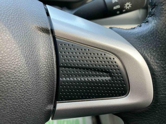 ����ɏڂ����S�Ă̎ԗ��Ɏԗ���ԏؖ�����t���Ă���܂��B