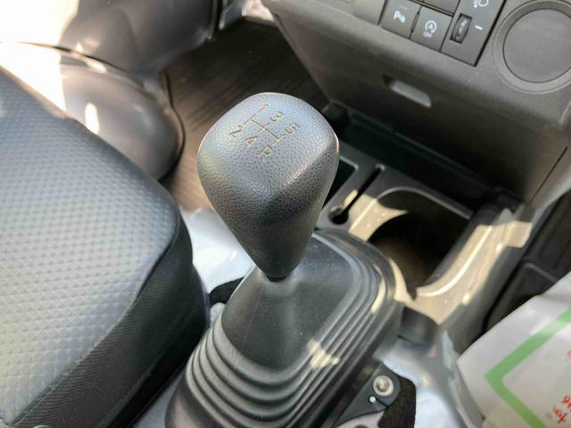 ハイゼットトラック スタンダード　ゴードンミラー　フェイスキッド付き　走行距離無制限１２ヶ月保証付き　ＰＳ　盗難防止装置　衝突回避支援ブレーキ機能　レーンキープ　禁煙　ＡＣ　エアバック　アイドリングＳ　Ｗエアバッグ　点検記録簿（24枚目）