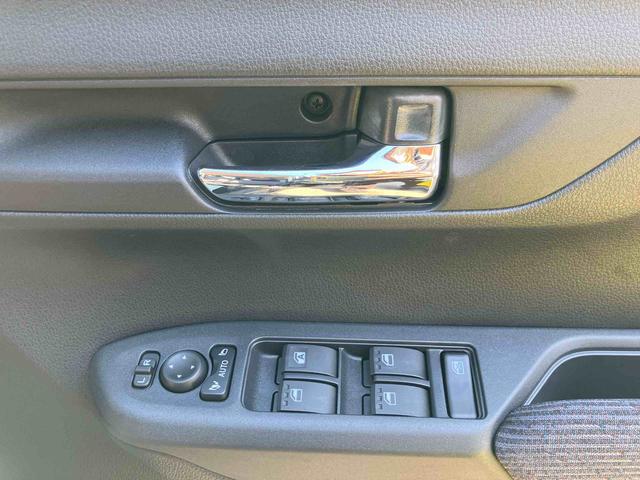 ムーヴ Ｇ　ワンオーナー　走行距離無制限１２ヶ月保証付き　両側スライド左側パワースライドドア　オートマチックハイビーム　ＬＥＤヘッド　スマートキープッシュスタート　バックカメラ　アルミホイール　エコアイドル　オートライト（35枚目）