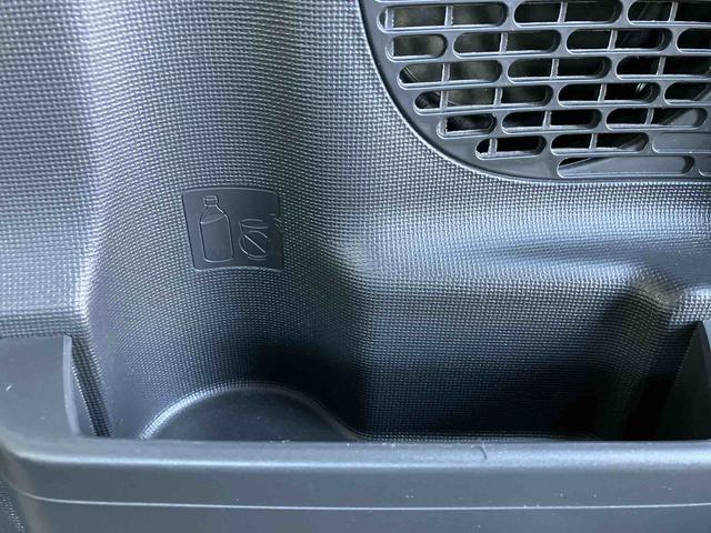 ムーヴキャンバス ＧメイクアップＶＳ　ＳＡＩＩＩ　走行距離無制限１２ヶ月保証付き　両自動ドア　ｉ－ｓｔｏｐ　プッシュスタートスマートキー　アラウンドビュー　カーナビ　追突被害軽減ブレーキ　盗難防止アラーム　ブルートゥースオーディオ　禁煙　シートヒータ（53枚目）