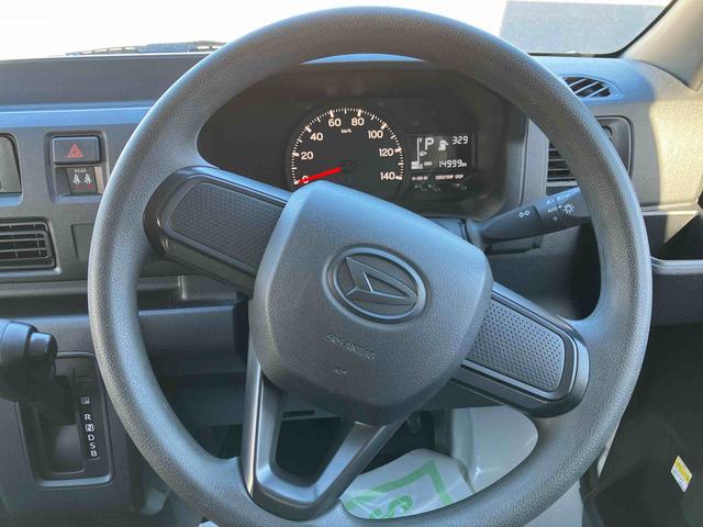 ハイゼットカーゴ ＤＸ　走行距離無制限１２ヶ月保証付き　アイドリングストップ機能　運転席助手席エアバック　セキュリティアラーム　禁煙　オートＬＥＤ　両側スライドドア　横滑り防止装置　オートライト　車線逸脱　記録簿　ＡＢＳ（18枚目）