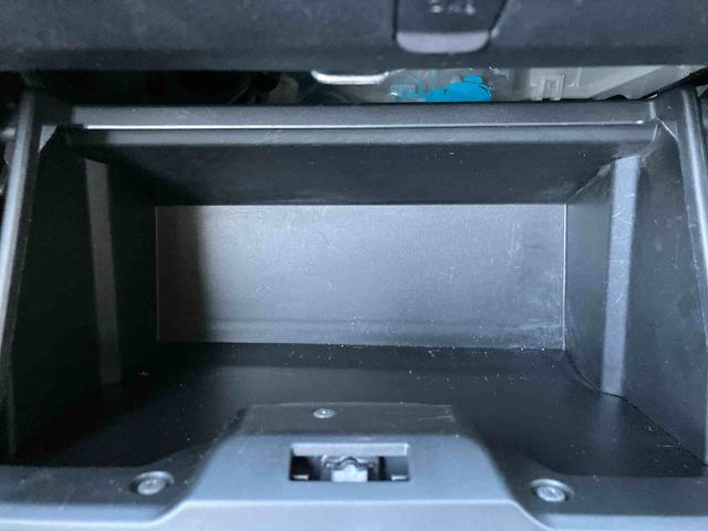 ハイゼットカーゴ ＤＸ　走行距離無制限１２ヶ月保証付き　アイドリングストップ機能　運転席助手席エアバック　セキュリティアラーム　禁煙　オートＬＥＤ　両側スライドドア　横滑り防止装置　オートライト　車線逸脱　記録簿　ＡＢＳ（28枚目）