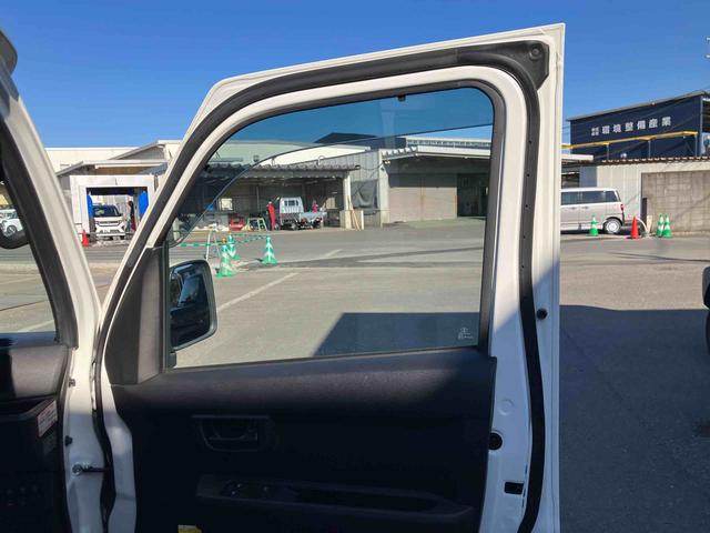 ハイゼットカーゴ ＤＸ　走行距離無制限１２ヶ月保証付き　アイドリングストップ機能　運転席助手席エアバック　セキュリティアラーム　禁煙　オートＬＥＤ　両側スライドドア　横滑り防止装置　オートライト　車線逸脱　記録簿　ＡＢＳ（30枚目）