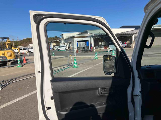 ハイゼットカーゴ ＤＸ　走行距離無制限１２ヶ月保証付き　アイドリングストップ機能　運転席助手席エアバック　セキュリティアラーム　禁煙　オートＬＥＤ　両側スライドドア　横滑り防止装置　オートライト　車線逸脱　記録簿　ＡＢＳ（32枚目）