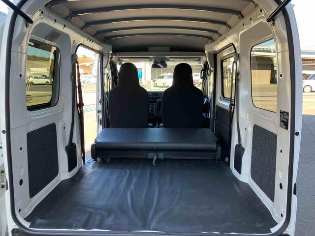 ハイゼットカーゴ ＤＸ　走行距離無制限１２ヶ月保証付き　アイドリングストップ機能　運転席助手席エアバック　セキュリティアラーム　禁煙　オートＬＥＤ　両側スライドドア　横滑り防止装置　オートライト　車線逸脱　記録簿　ＡＢＳ（41枚目）