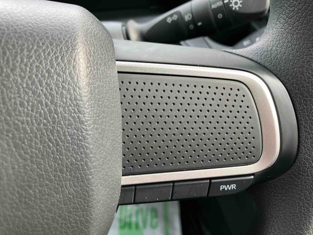 ����ɏڂ����S�Ă̎ԗ��Ɏԗ���ԏؖ�����t���Ă���܂��B