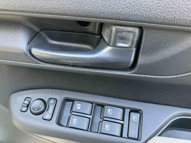 ムーヴ X ワンオーナー 走行距離無制限12ヶ月保証付き ブルートゥース ブレーキサポート レーンアシスト スマートキー オートライト バックカメラ アイドリングストップ(30枚目)