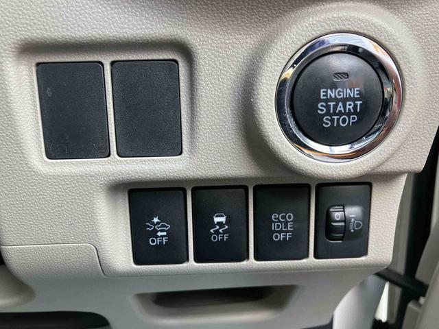 ����ɏڂ����S�Ă̎ԗ��Ɏԗ���ԏؖ�����t���Ă���܂��B