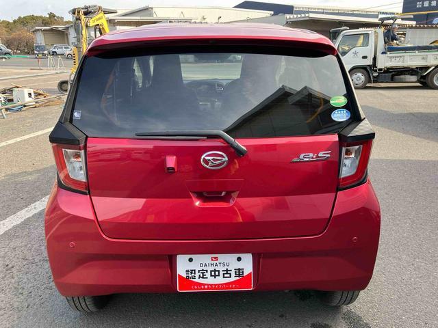 ミライース Ｘ　リミテッドＳＡＩＩＩ　走行距離無制限１２ヶ月保証付き　オーディオなし　バックカメラ付　オートライト　オートハイビーム　アイドリングストップ車　コーナーセンサー付き（11枚目）