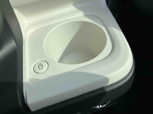 ムーヴキャンバス ストライプスＧ　ワンオーナー　走行距離無制限１２ヶ月保証付き　車線逸脱　Ｂｌｕｅｔｏｏｔｈオーディオ　ＵＳＢ入力　アイスト　インテリキー　Ｂモニター　シートヒータ　禁煙　イモビライザー　衝突安全ボディ　キーフリー　ＬＥＤライト（26枚目）