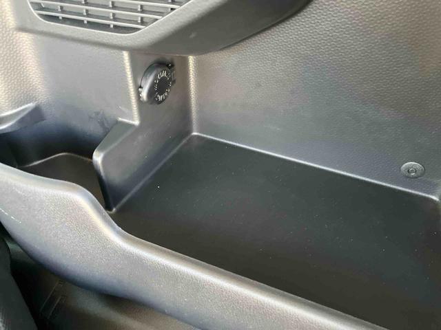 ���ЂŎg�p���Ă�������Ԃ�W���ԁE����ԂȂǕ��L���Ԏ�E�O���[�h����葵���Ă���܂��B