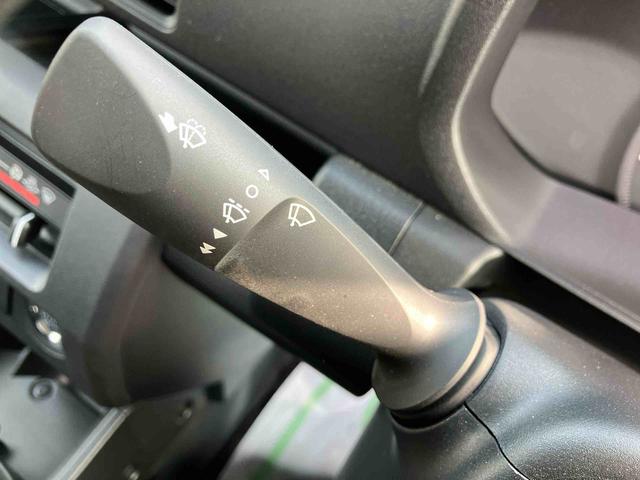 ハイゼットトラック ジャンボエクストラ　ワンオーナー　走行距離無制限１２ヶ月保証付き　イモビライザー　スマ－トキー　助手席エアバック　リモコンキー　記録簿付き　オートマチックハイビーム　スーパーデフロック　横滑り防止機能　パートタイム４ＷＤ　禁煙車（20枚目）