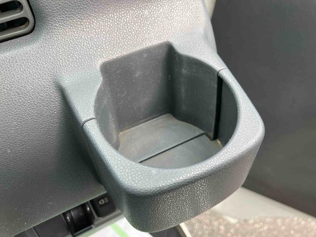 ����ɏڂ����S�Ă̎ԗ��Ɏԗ���ԏؖ�����t���Ă���܂��B