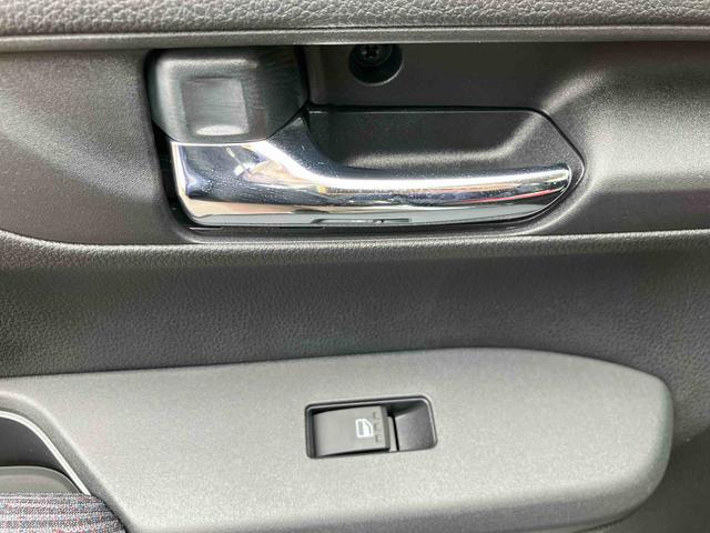 ムーヴ Ｇ　ワンオーナー　走行距離無制限１２ヶ月保証付き　両側スライド左側パワースライドドア　オートマチックハイビーム　ＬＥＤヘッド　スマートキープッシュスタート　バックカメラ　アルミホイール　エコアイドル　オートライト（37枚目）