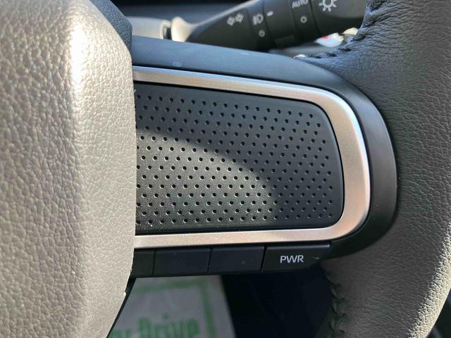 ����ɏڂ����S�Ă̎ԗ��Ɏԗ���ԏؖ�����t���Ă���܂��B