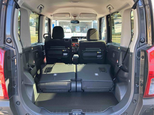 �O�ς̎ʐ^�͂������A�ԓ��̎ʐ^�i�R�U�O�x�摜�j���������������܂��B