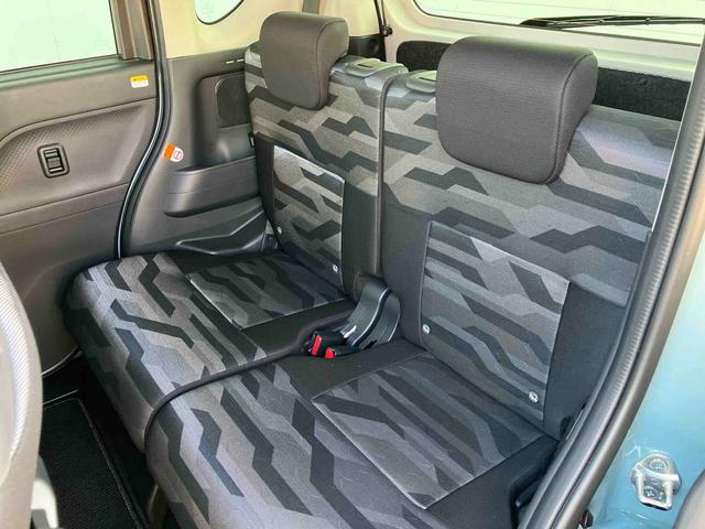 �X�^�b�t�́A�}�X�N���p�ɂĐڋq���΂����Ē����܂��B