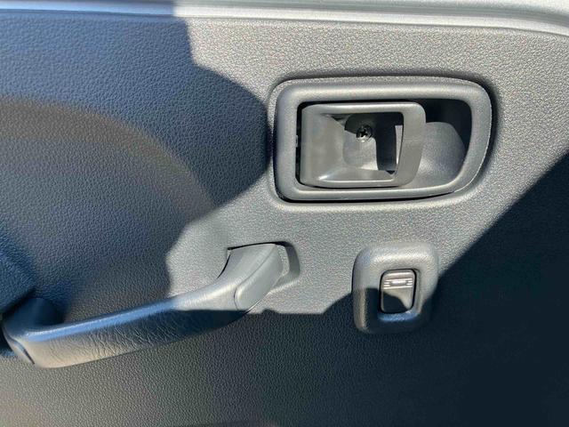 ハイゼットトラック ジャンボエクストラ 走行距離無制限12ヶ月保証付き エコアイドル キーレスキー 盗難防止 オートLED スマートキープッシュスタート センターデフロック 運転席エアバッグ 横滑り防止システム 切替式4WD Wエアバック(29枚目)