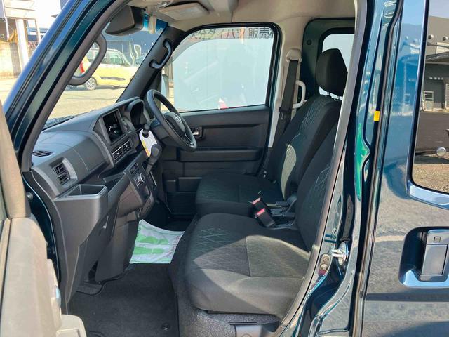 �c�Ǝ��Ԃ͒��X�F�R�O�`�P�V�F�S�T�ł��B���T�Ηj���͒�x���ł����A���̑��ɂ���x�����������܂��B